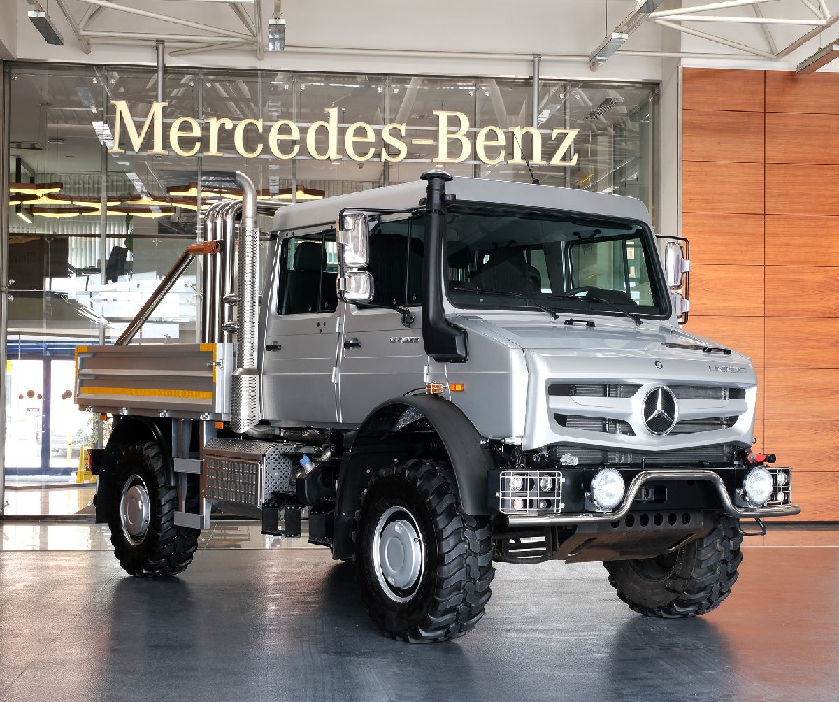 Mercedes'in efsanevi kamyonu Unimog, Türkiye'de satışa sunuldu