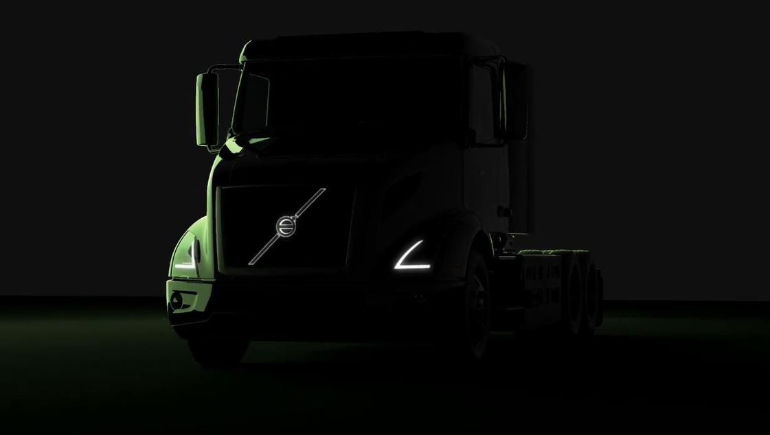 Volvo, elektrikli çekicisi VNR Electric ile Tesla Semi'ye rakip olacak