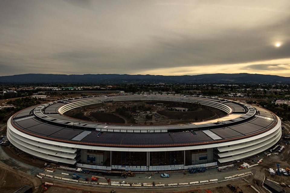 Apple'dan 1 milyar dolarlık yeni kampüs