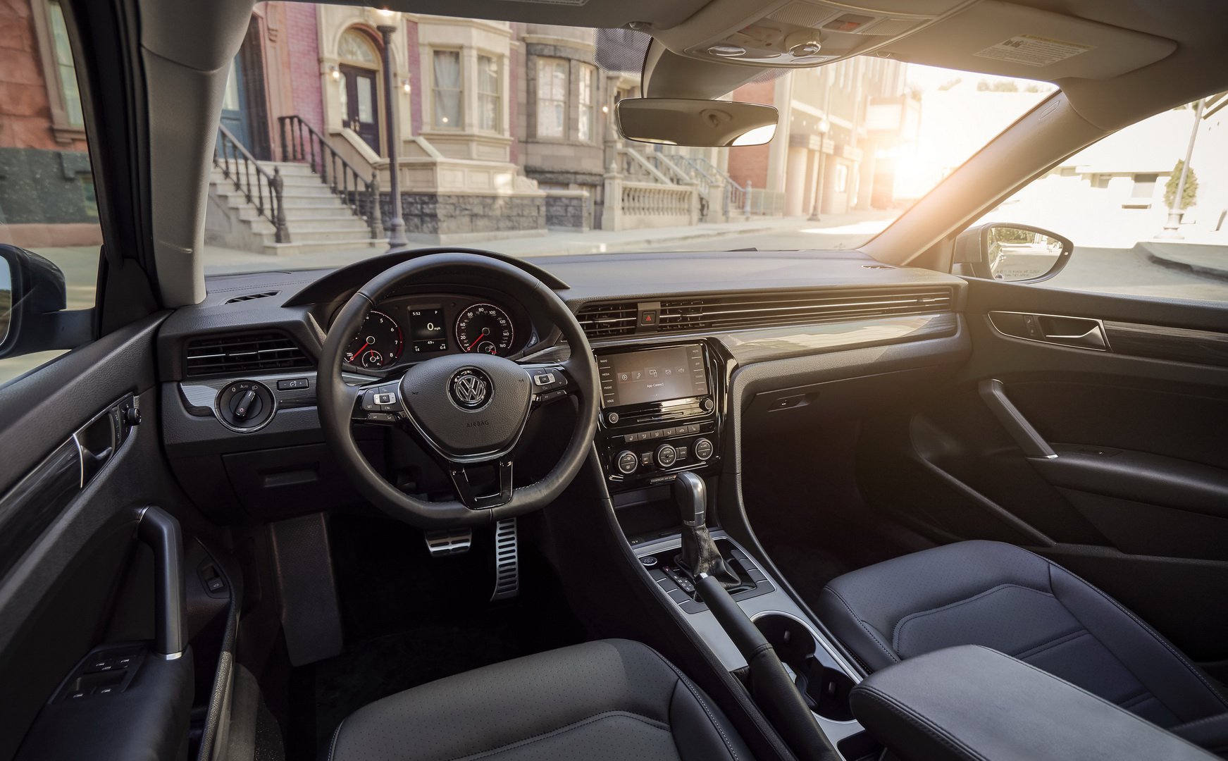 2019 Volkswagen Passat'ın ABD versiyonu görücüye çıktı: İşte tasarımı ve özellikleri