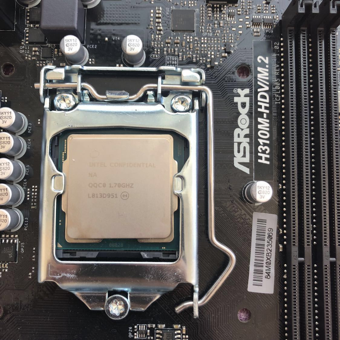 Düşük güç tüketimli Intel Core i9-9900T açığa çıktı