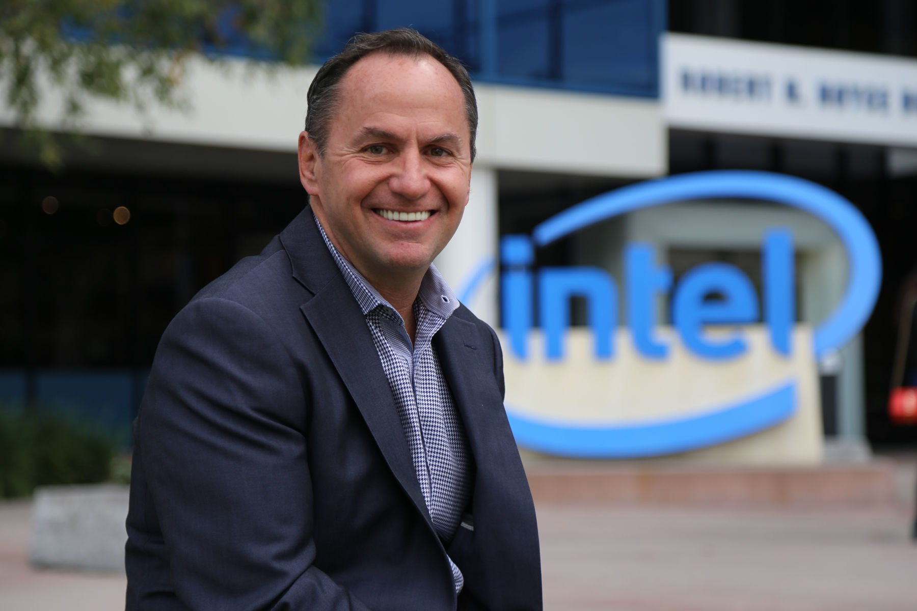 Intel nihayet CEO’sunu buldu