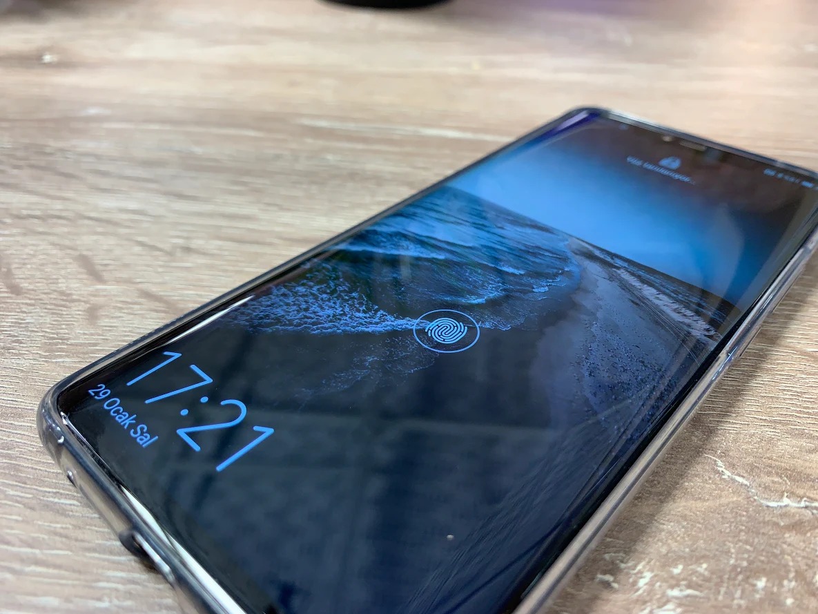 Huawei Mate 20 Pro hangi güvenlik özelliklerine sahip?