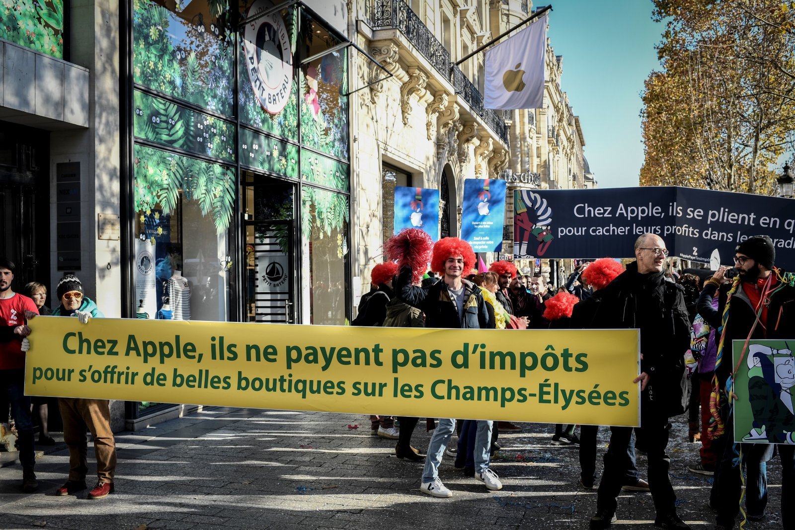 Apple, Fransa'ya 571 milyon dolar vergi ödeyecek