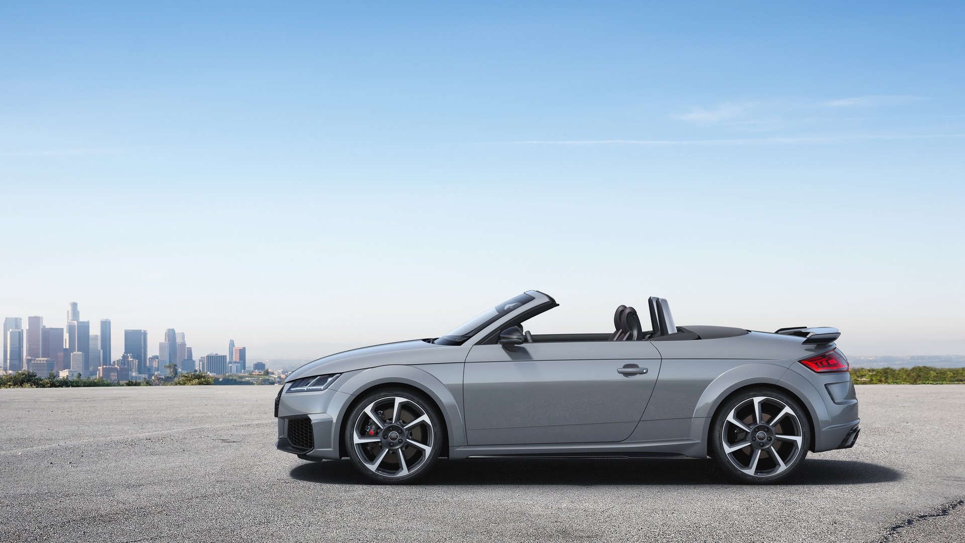 2020 Audi TT RS Coupe ve Roadster tanıtıldı