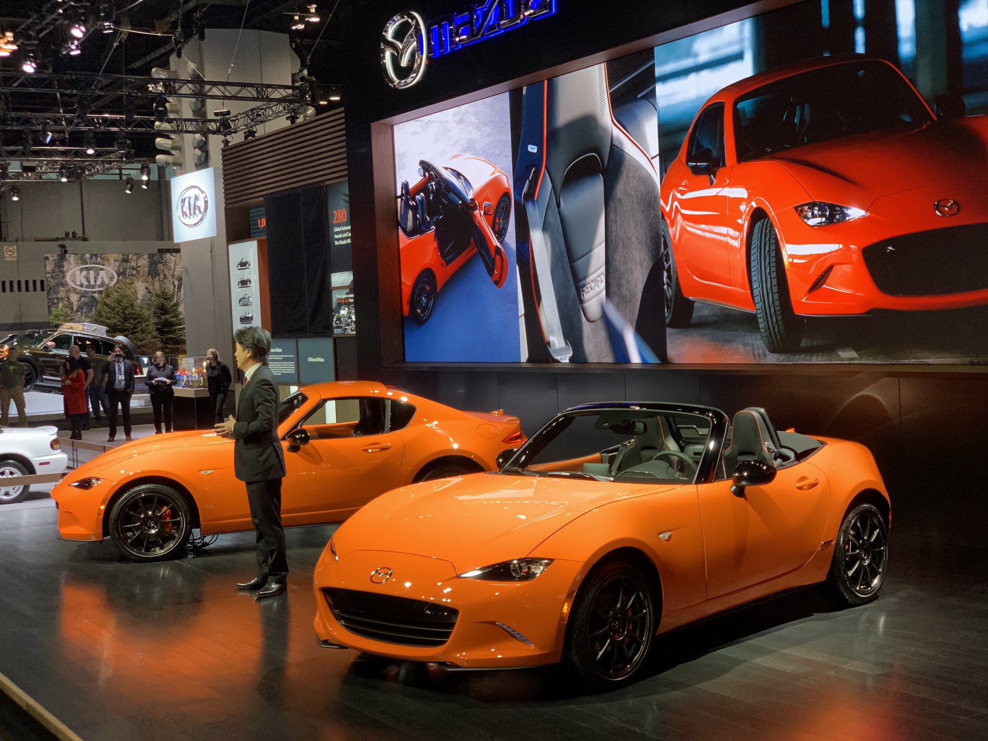 2019 Mazda MX-5'in 30. yıla özel versiyonu tanıtıldı