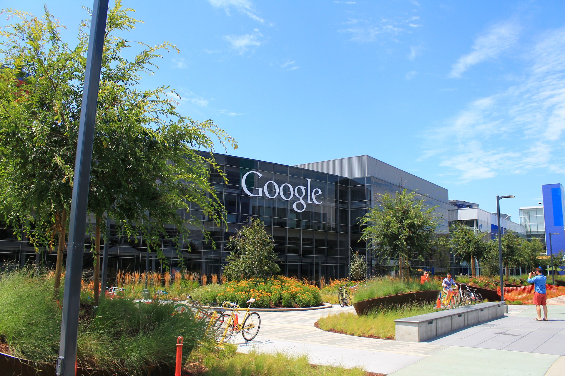 Google'ın iş ilanları Pixel Watch'un yolda olduğunu gösteriyor