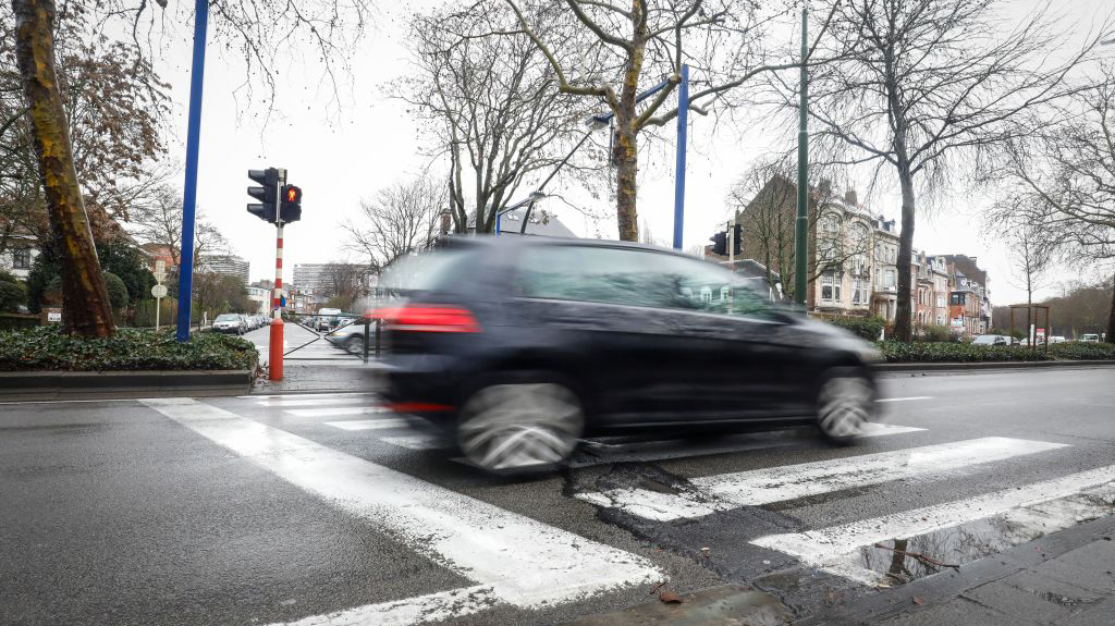 Kırk ülke, yeni üretilen araçlara otomatik fren sistemi konması için anlaştı