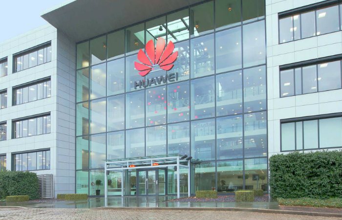 Huawei iki yıl içinde 550 milyon telefon satmayı hedefliyor