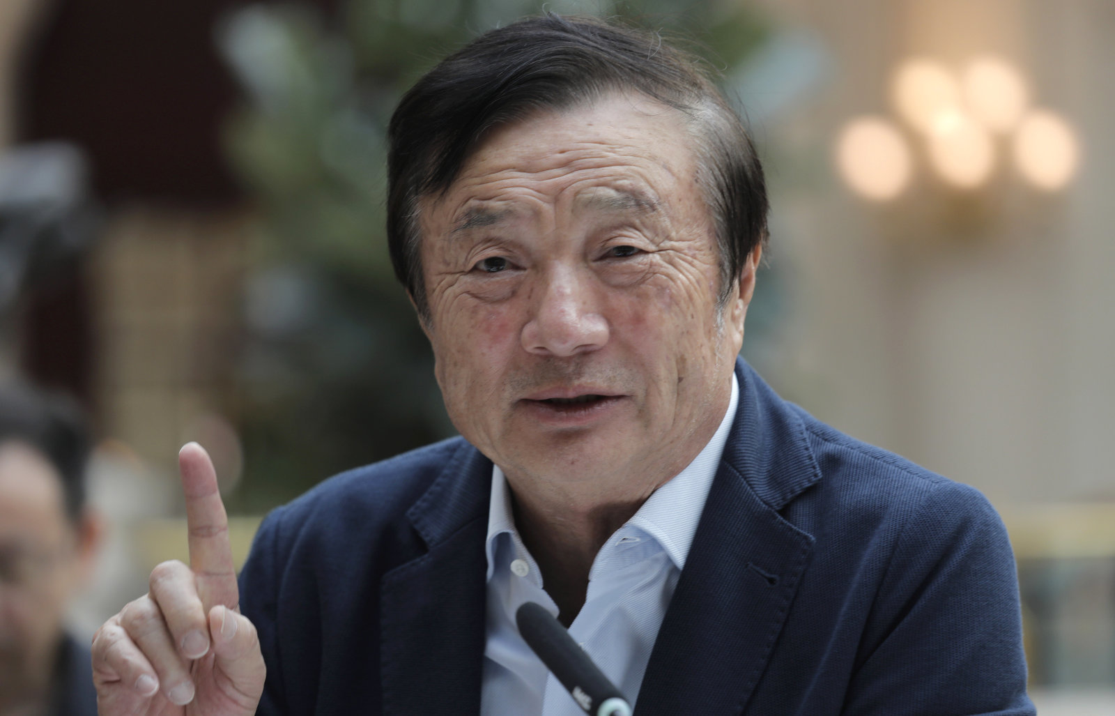 Huawei'nin kurucusu: 'ABD'nin bizi ezmesine imkan yok'