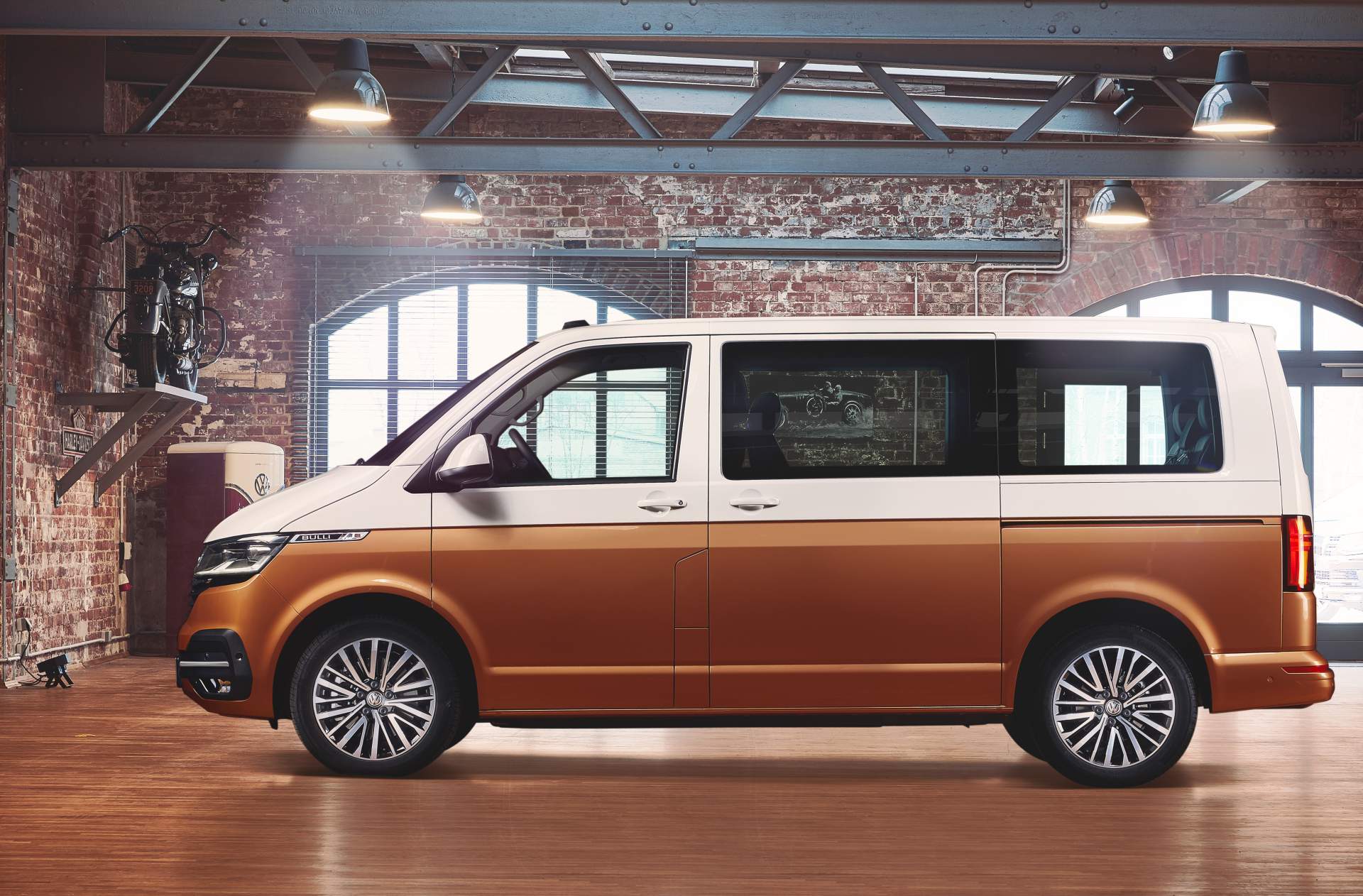 2020 Volkswagen Multivan 6.1 yeni teknolojileriyle tanıtıldı