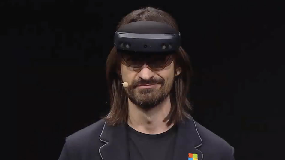 Microsoft, HoloLens'in neden son kullanıcılara satılmadığını açıkladı