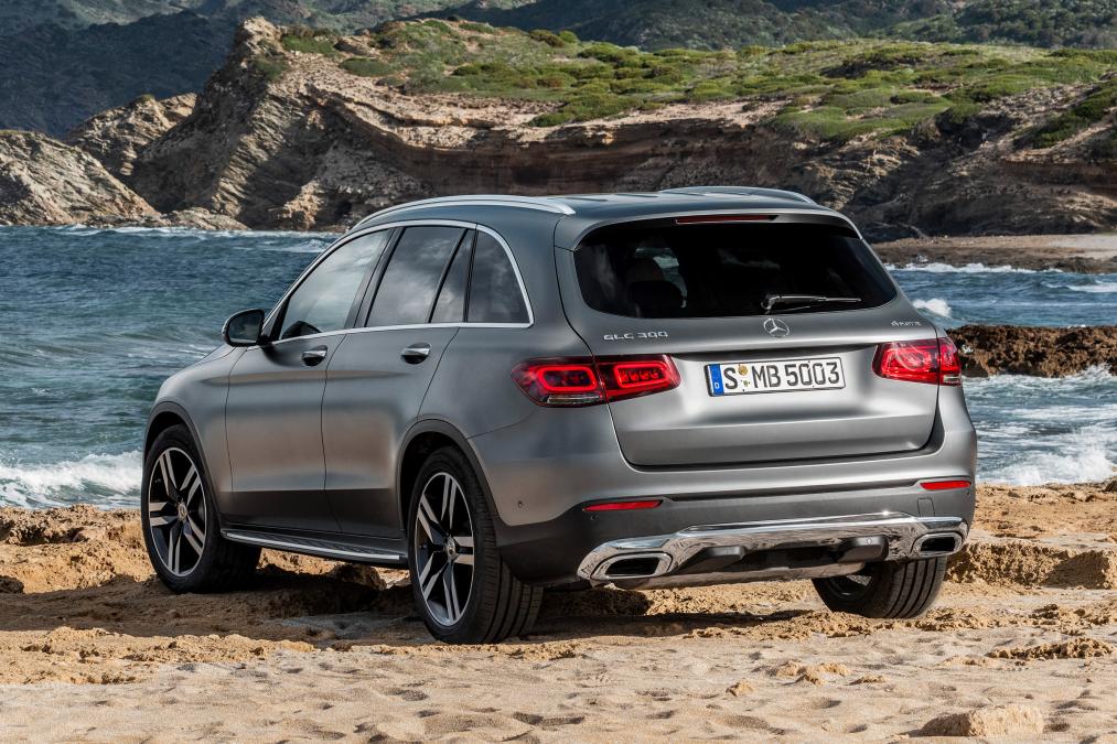 2019 Mercedes-Benz GLC tanıtıldı: Yeni motorlar, yeni teknolojiler