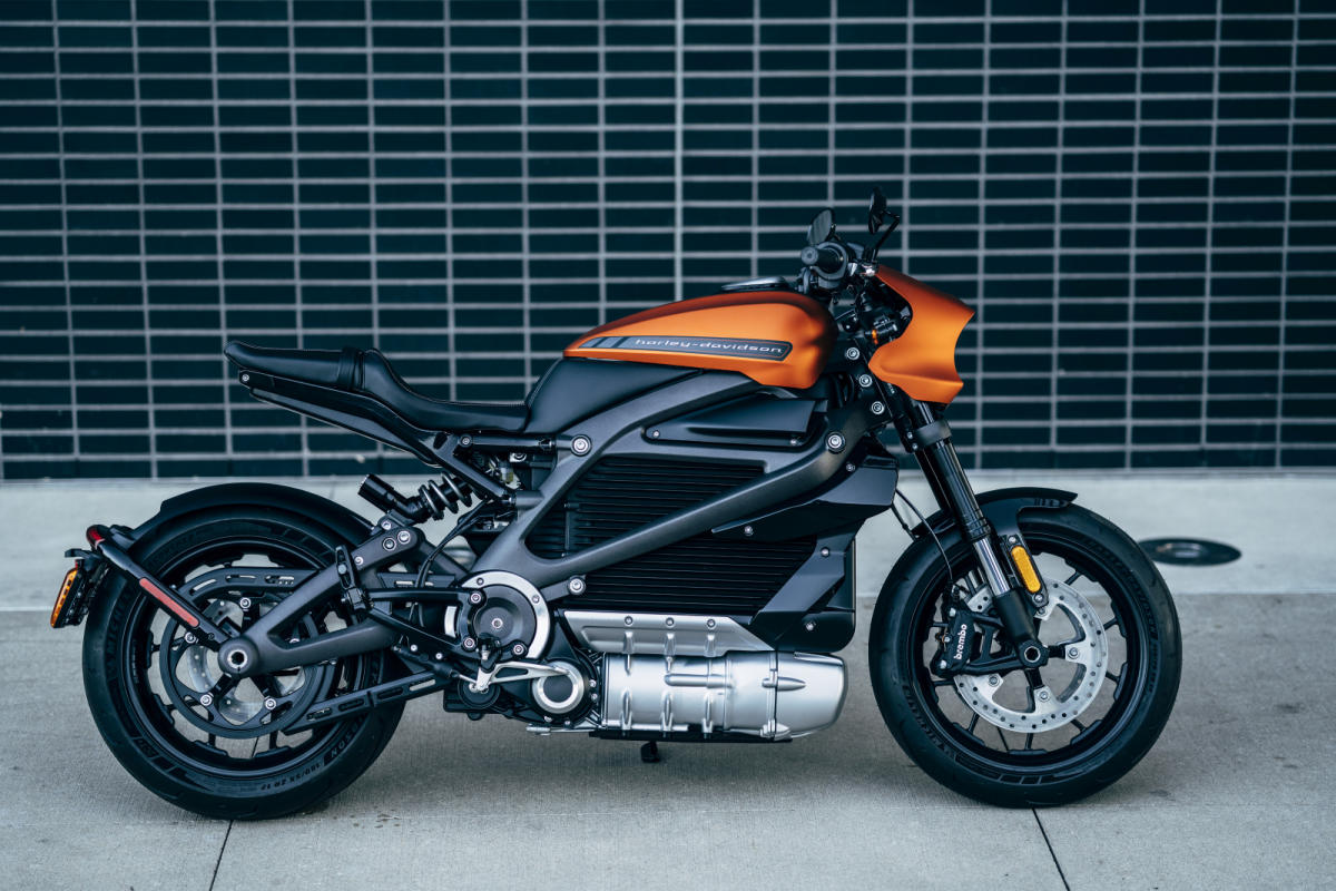 Harley-Davidson'un ilk elektrikli motosikleti daha fazla menzil sunacak
