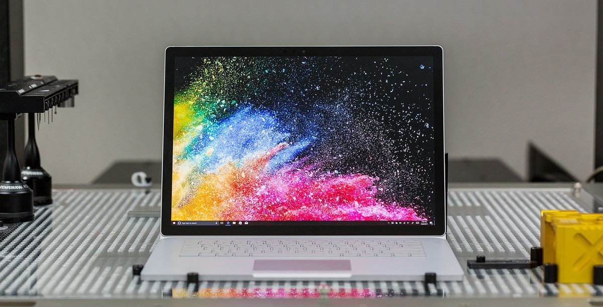 Microsoft, giriş seviyesi Surface Book 2'yi dört çekirdekli işlemciyle yeniliyor