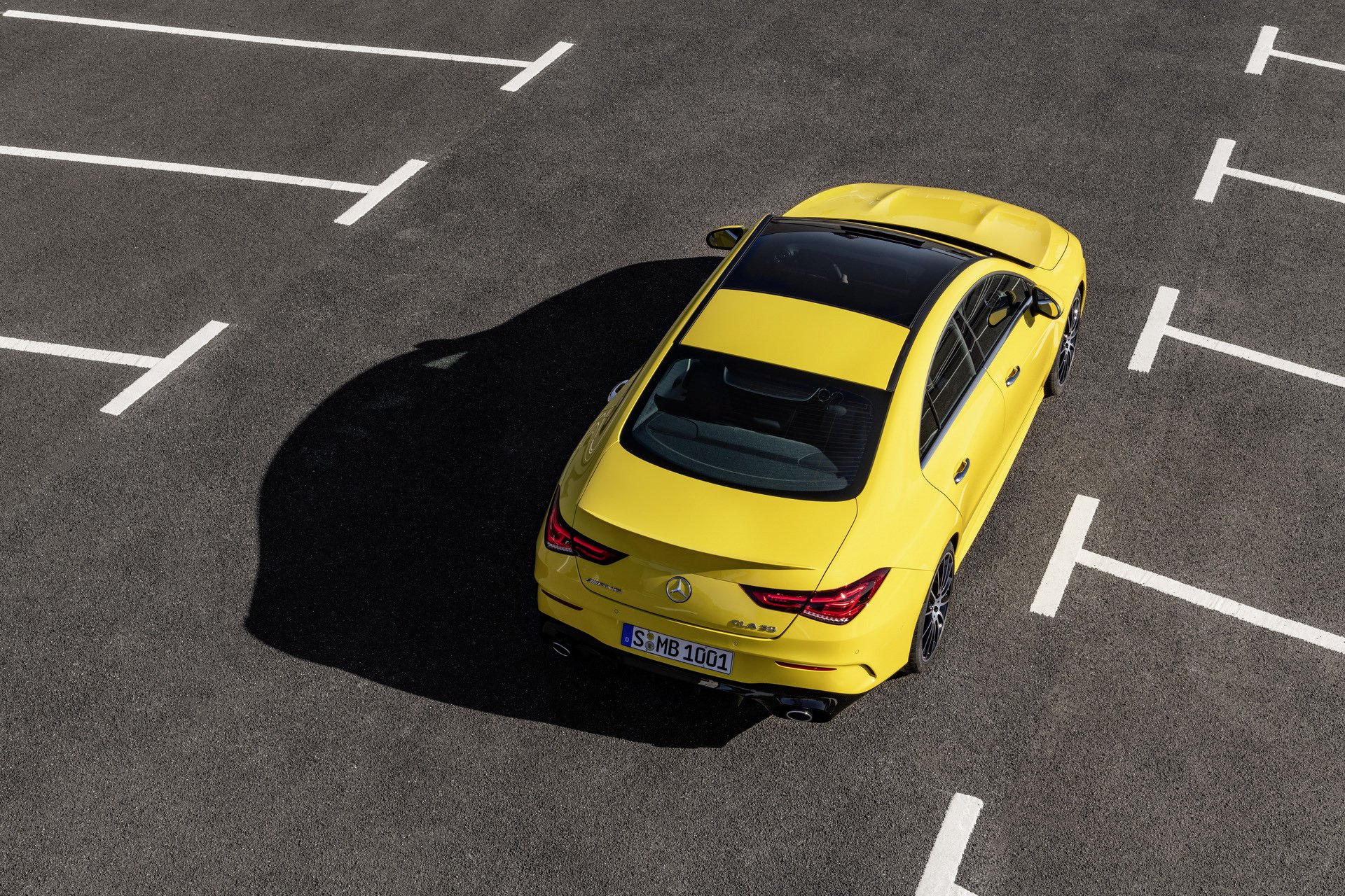 306 beygirlik yeni Mercedes-AMG CLA 35 4MATIC tanıtıldı
