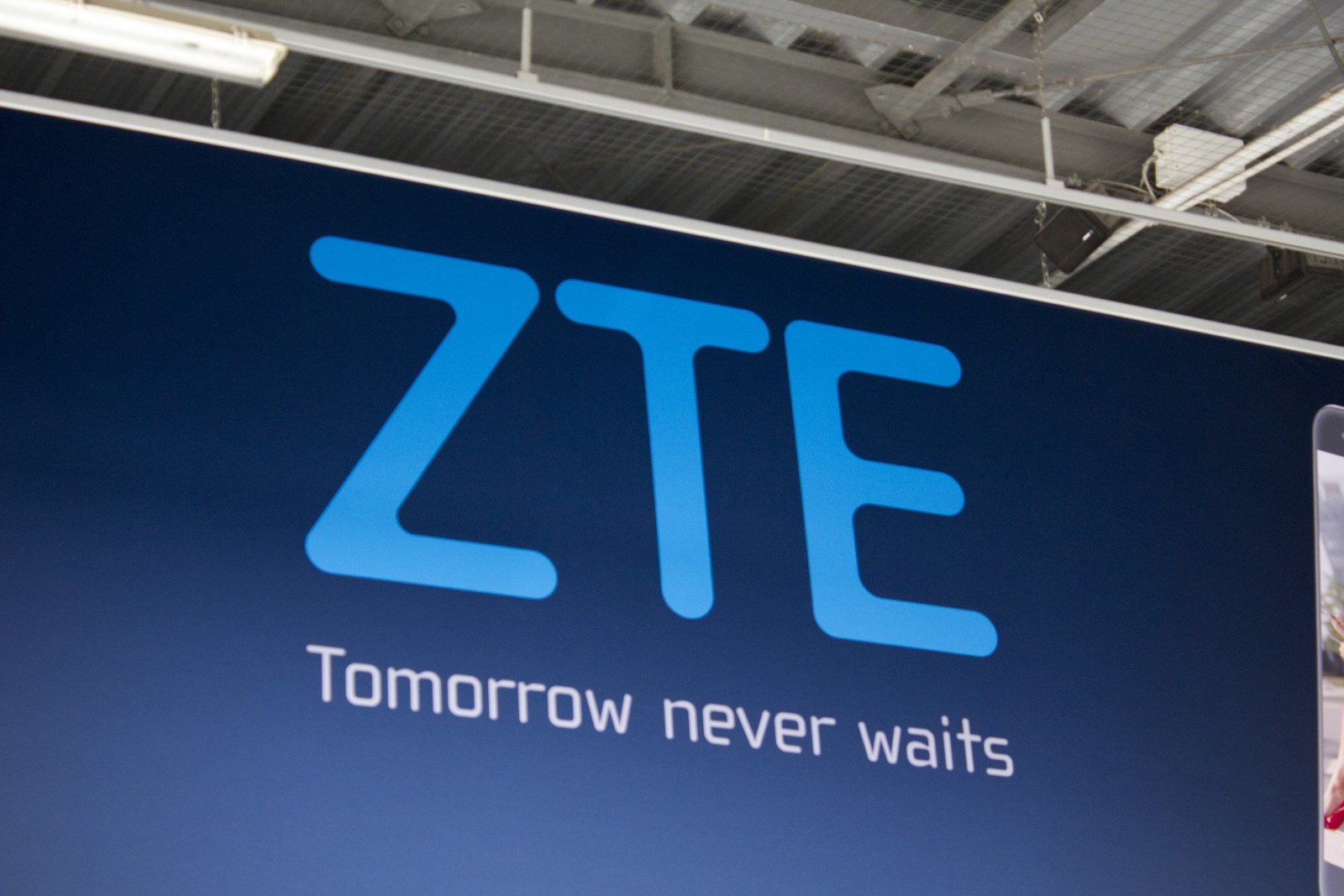 Çin teknolojisine tepki büyüyor: MIT de Huawei ve ZTE anlaşmalarını iptal etti