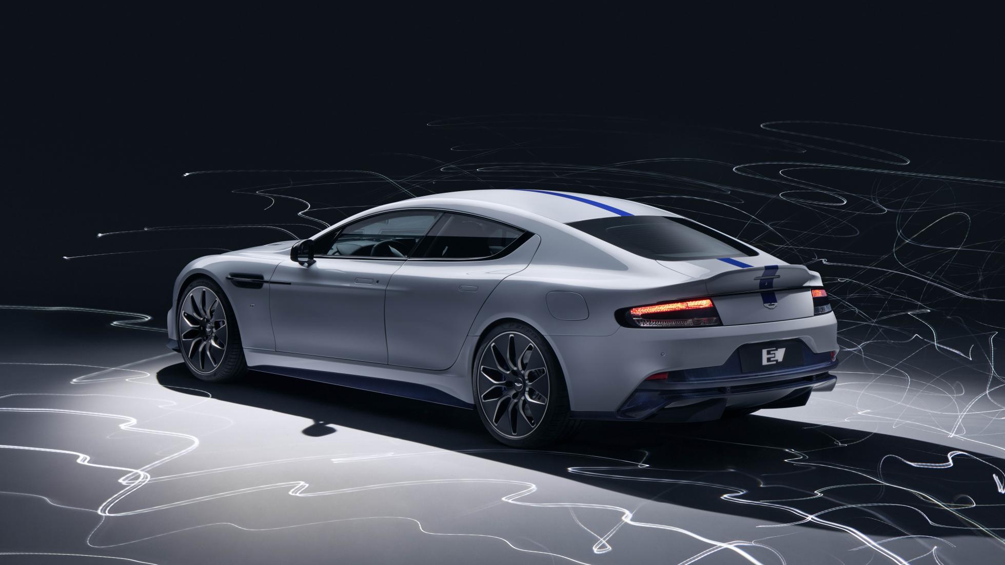 Aston Martin’in ilk elektrikli otomobili Rapide E tanıtıldı