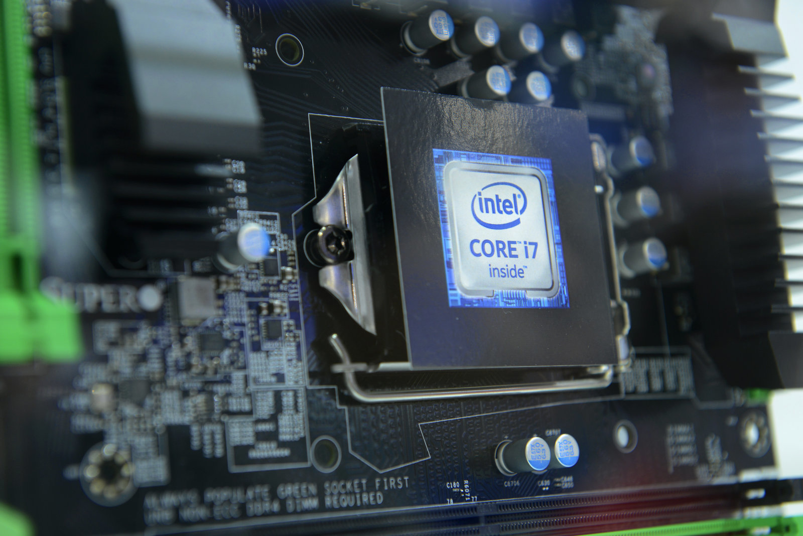 Intel işlemcilerde yeni açık, performans yine düşecek