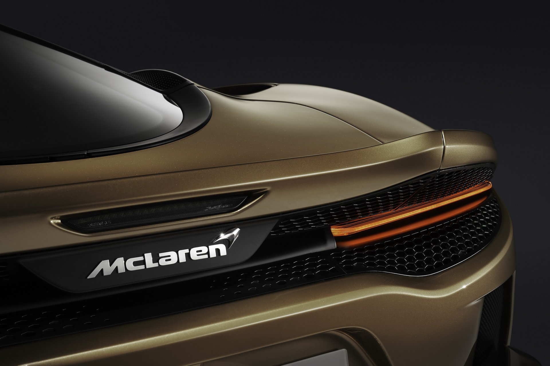 Yeni McLaren GT tanıtıldı: 612 beygirlik modern bir Grand Tourer