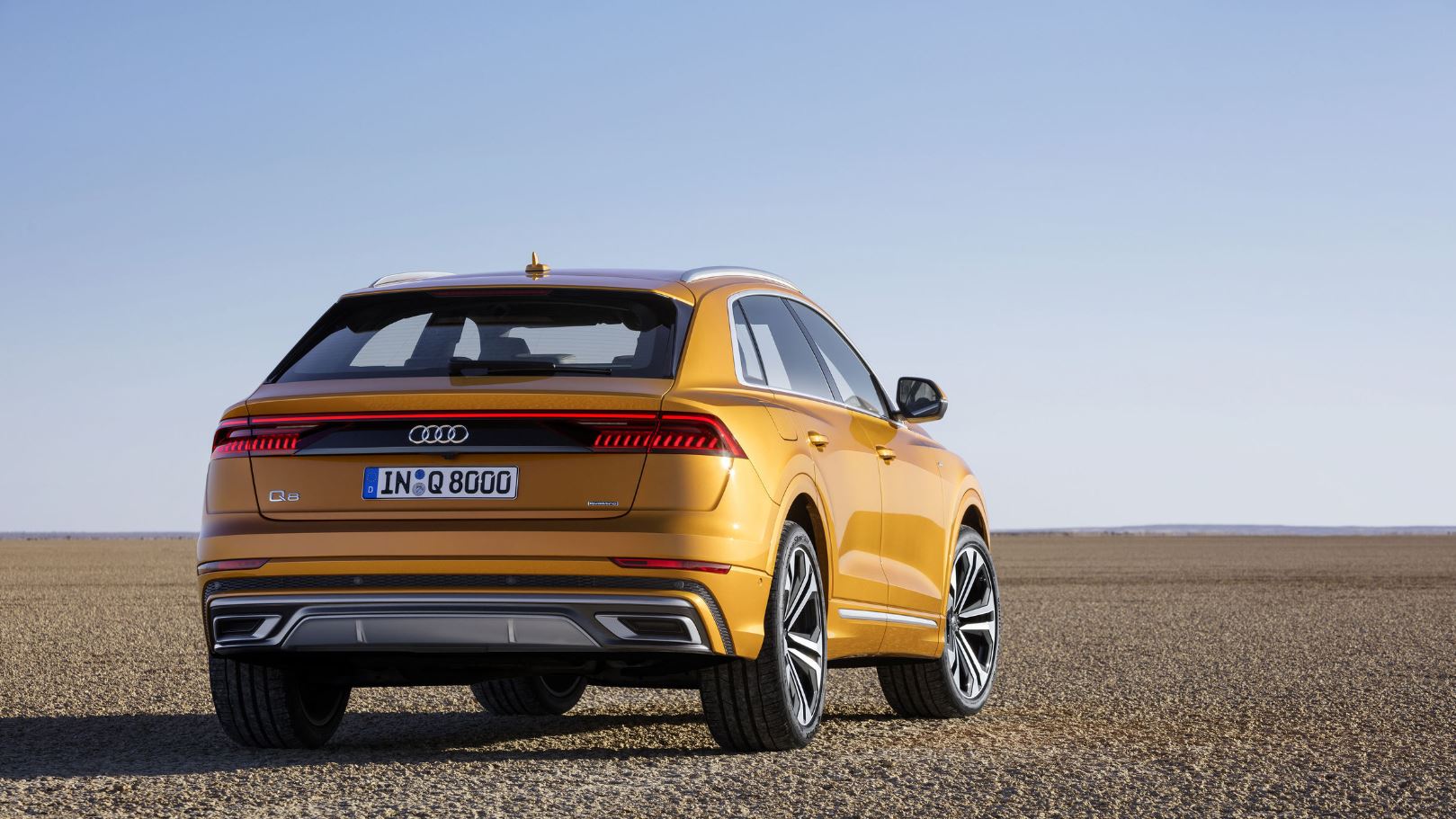 Audi Q8, dudak uçuklatan fiyatıyla Türkiye'de satışa sunuldu