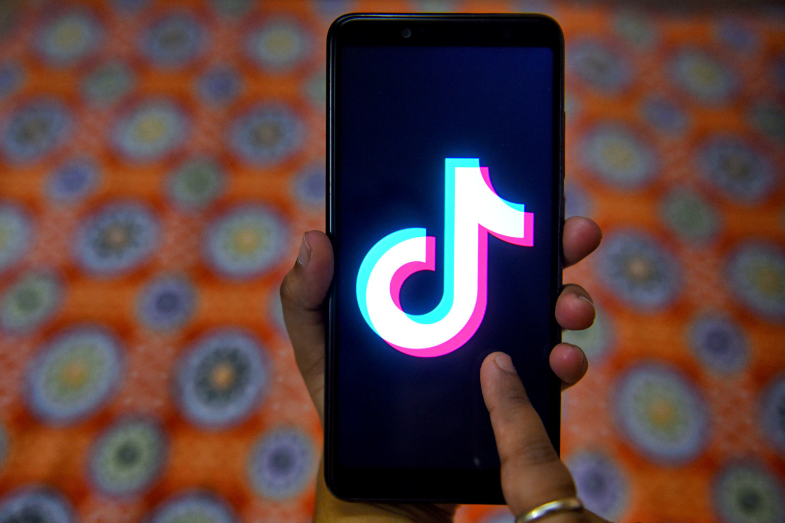 TikTok’un yaratıcıları kendi akıllı telefonunu çıkarmaya hazırlanıyor