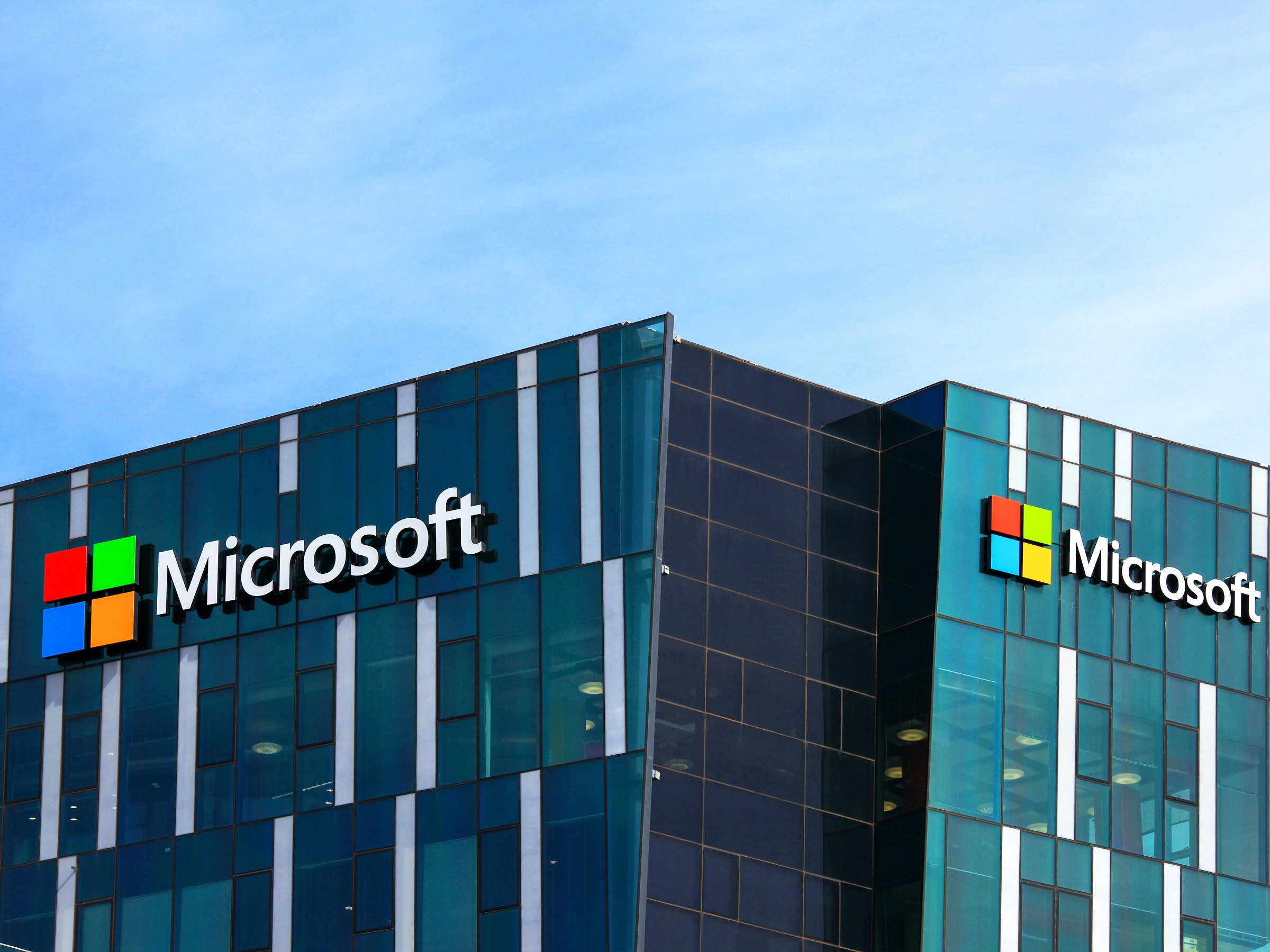 Microsoft'un yeni yapay zekası, metni konuşmaya başarılı bir şekilde aktarıyor