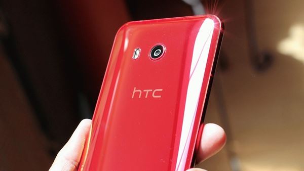htc u11 icin android pie guncellemesi