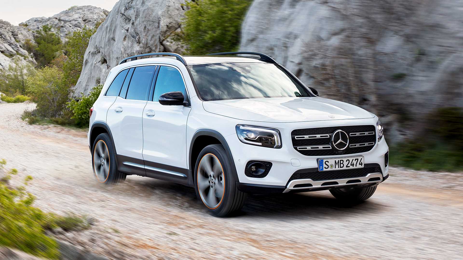 Yeni Mercedes-Benz GLB tanıtıldı: Kompakt gövdede 7 koltuk seçeneği