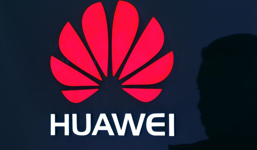 Huawei, telefonların kilit ekranında yayınlanan reklamlarla ilgili açıklama yaptı