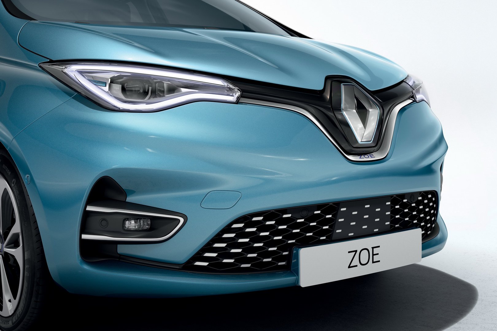 2019 Renault Zoe tanıtıldı: Yeni 135 bg'lik motor ve 390 km menzil