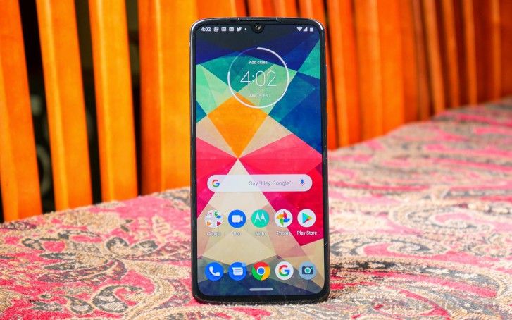 Motorola Moto Z4 modeline Android R güncellemesi gelmeyebilir