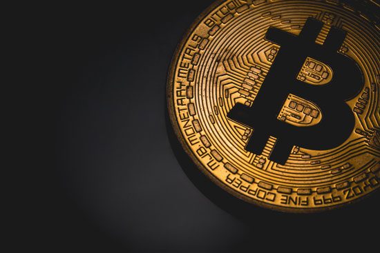 Bitcoin, 10 bin doların üstünde