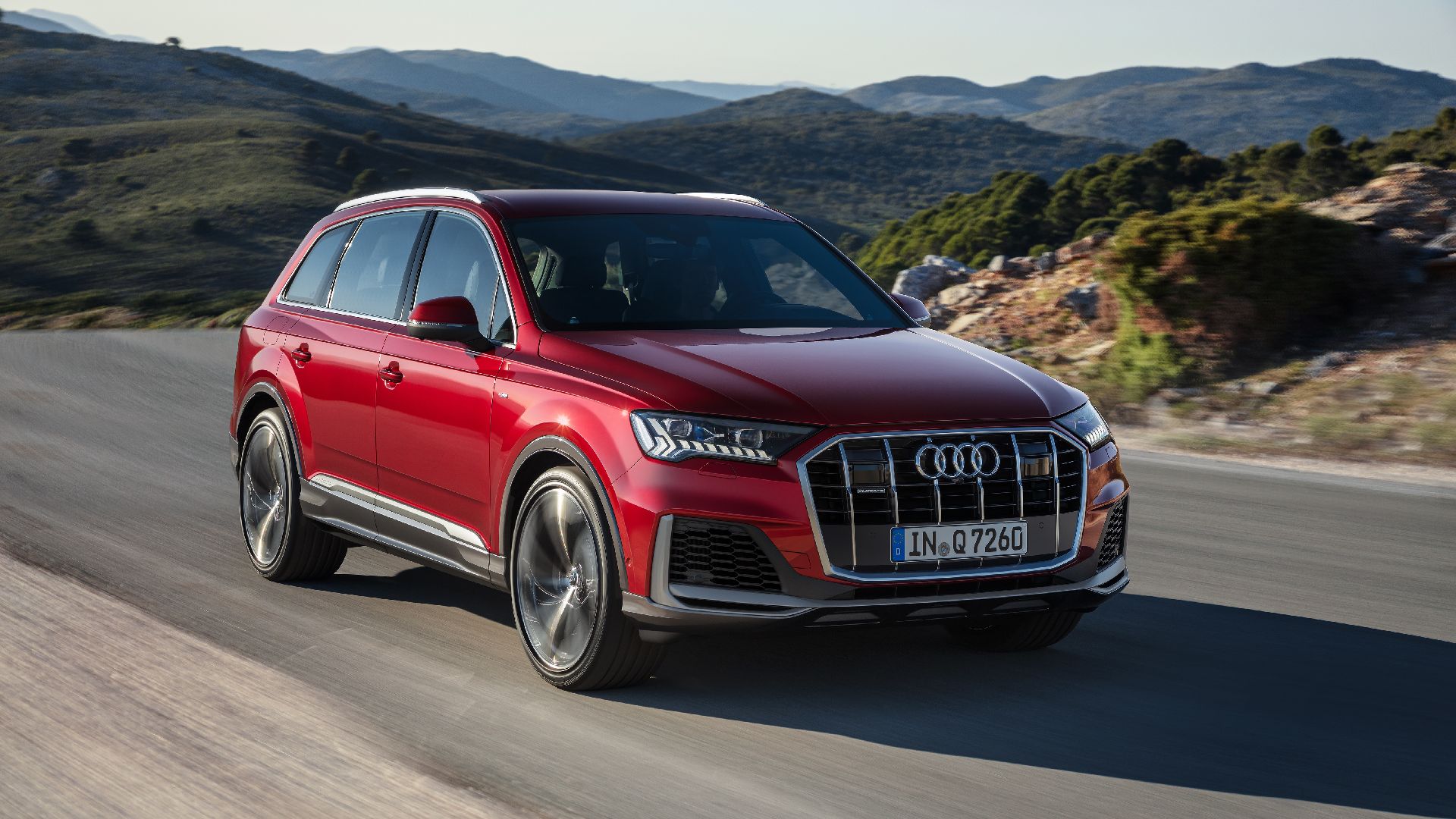 Makyajlanan 2019 Audi Q7, hibrit motorları ve yeni teknolojileriyle tanıtıldı