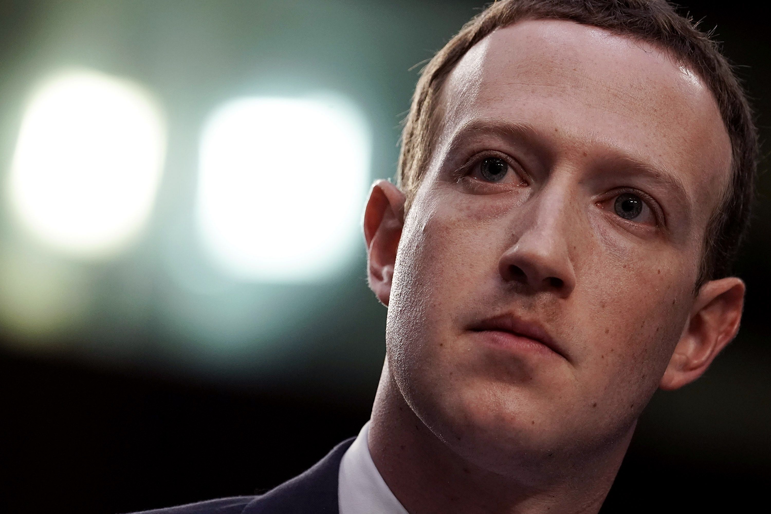 Almanya, Facebook'a 2 milyon euro 'eksik bilgilendirme' cezası verdi