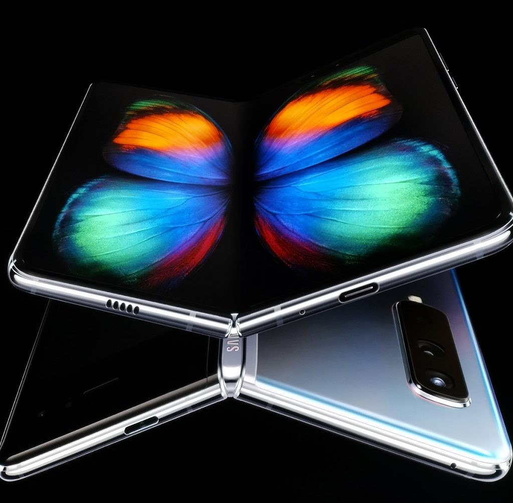 Galaxy Fold'un yeniden tasarımı tamamlandı