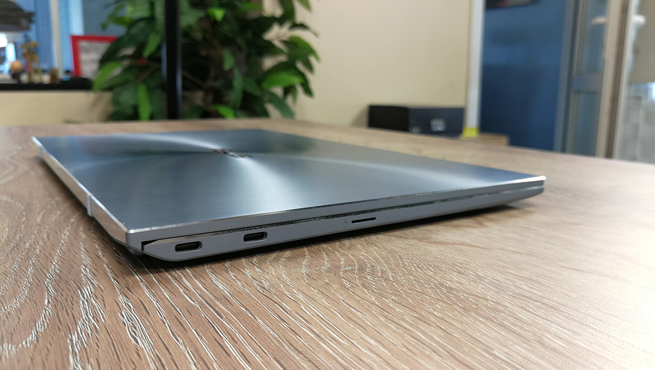 ASUS Zenbook S13 UX392 İnceleme