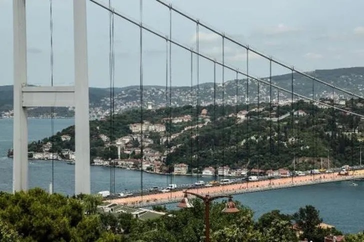 FSM Köprüsü’nde asfalt yenileme çalışmaları havadan görüntülendi