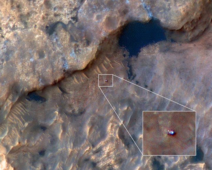 NASA'nın Mars'taki gözlem aracı Curiosity, uzaydan görüntülendi