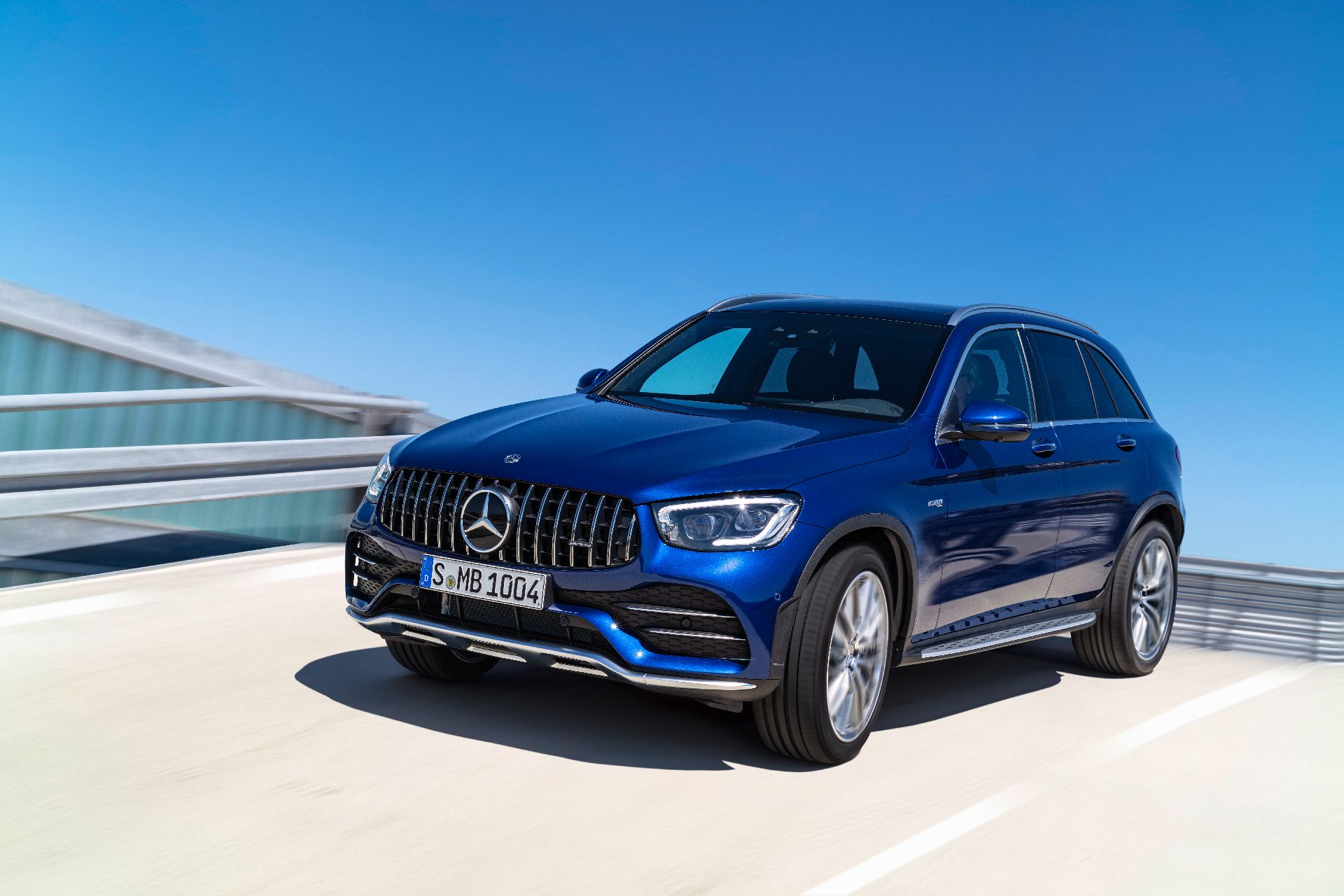 2019 Mercedes-AMG GLC 43 4MATIC modelleri tanıtıldı