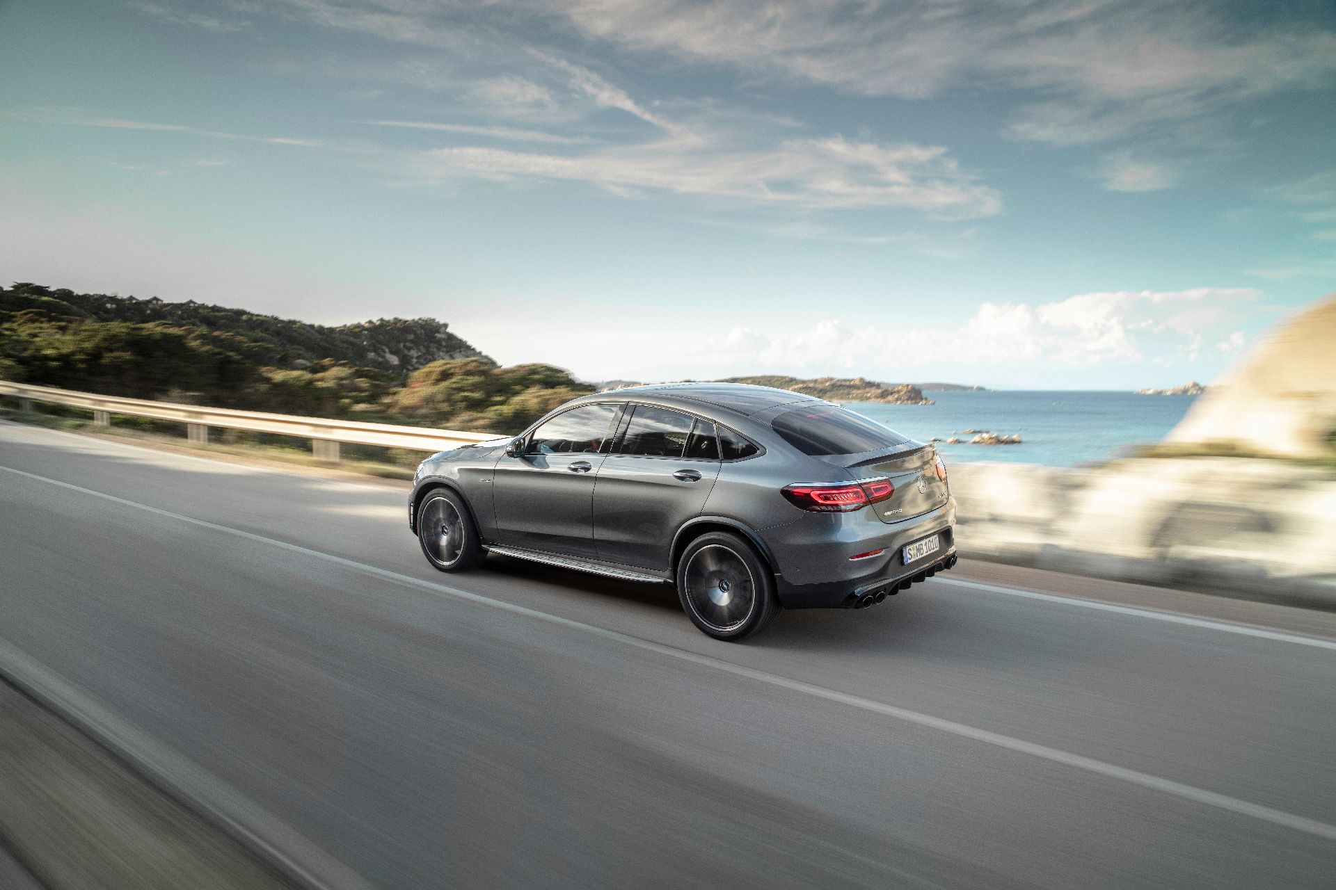 2019 Mercedes-AMG GLC 43 4MATIC modelleri tanıtıldı