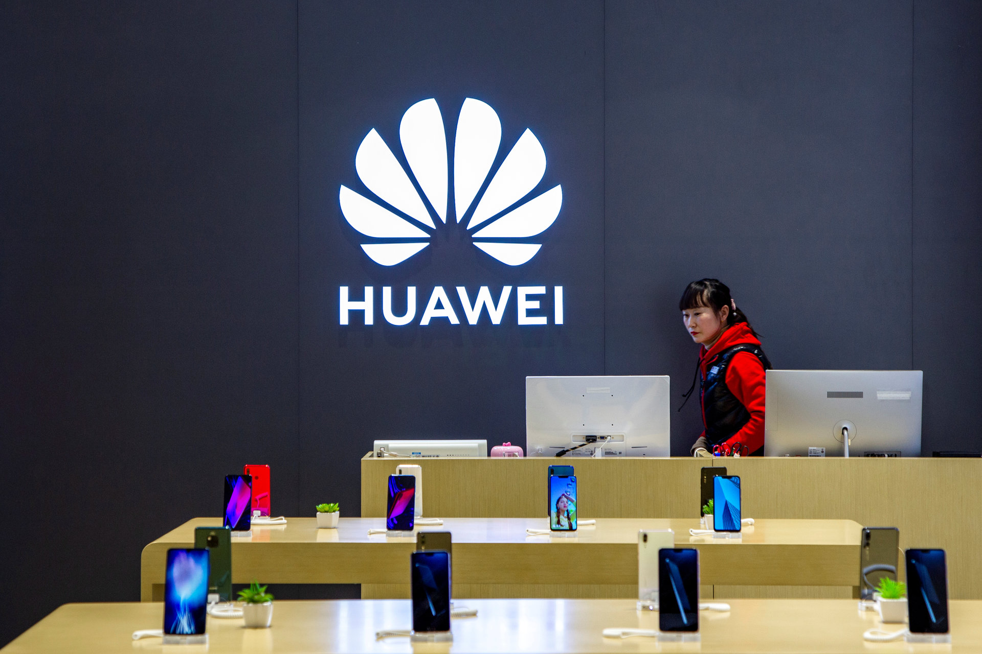 Huawei, yeni telefon modellerinde Kirin yonga seti kullanımını arttıracak