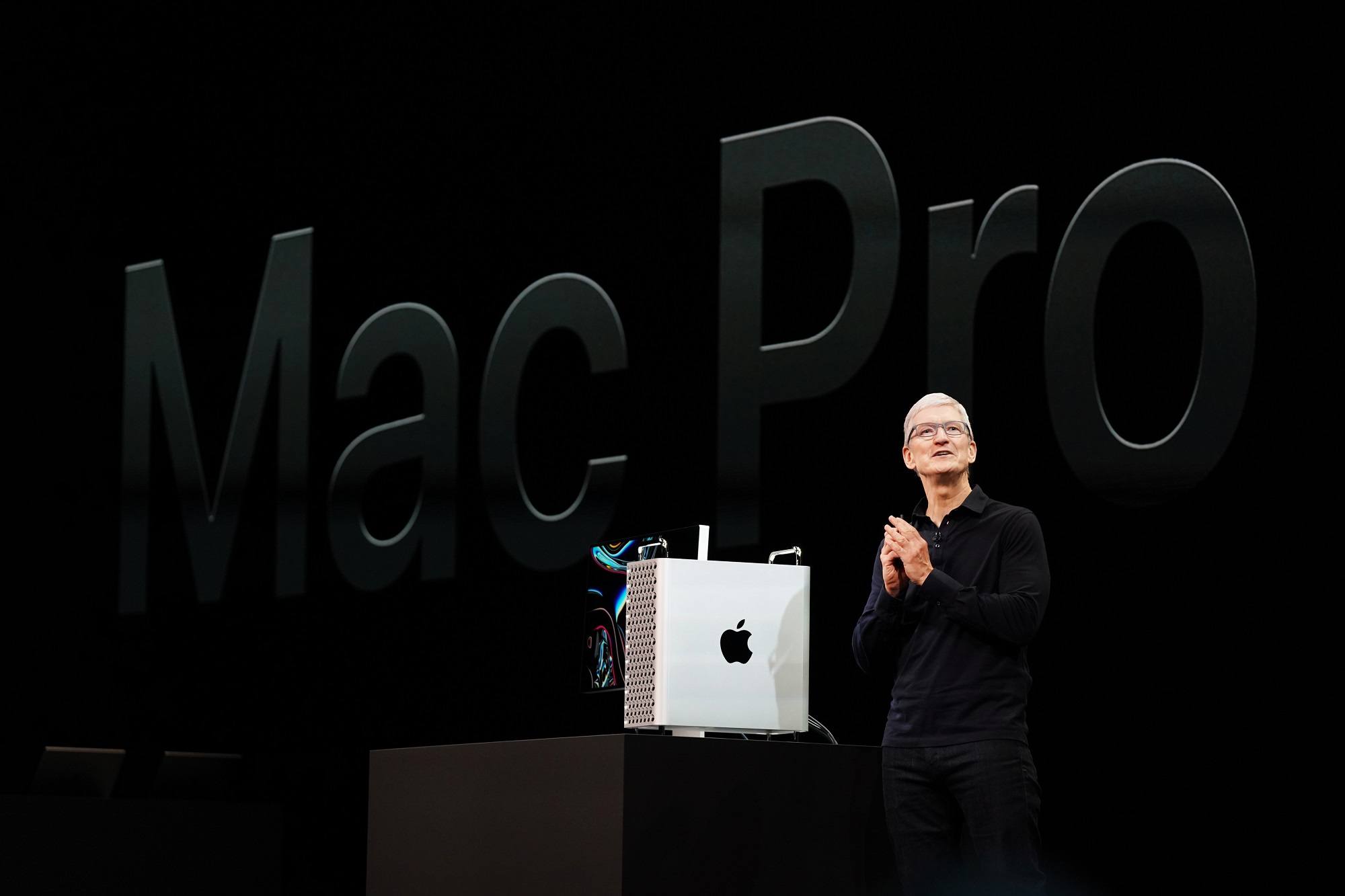 Apple CEO'su Tim Cook: Mac Pro'yu ABD'de üretmeye devam edeceğiz