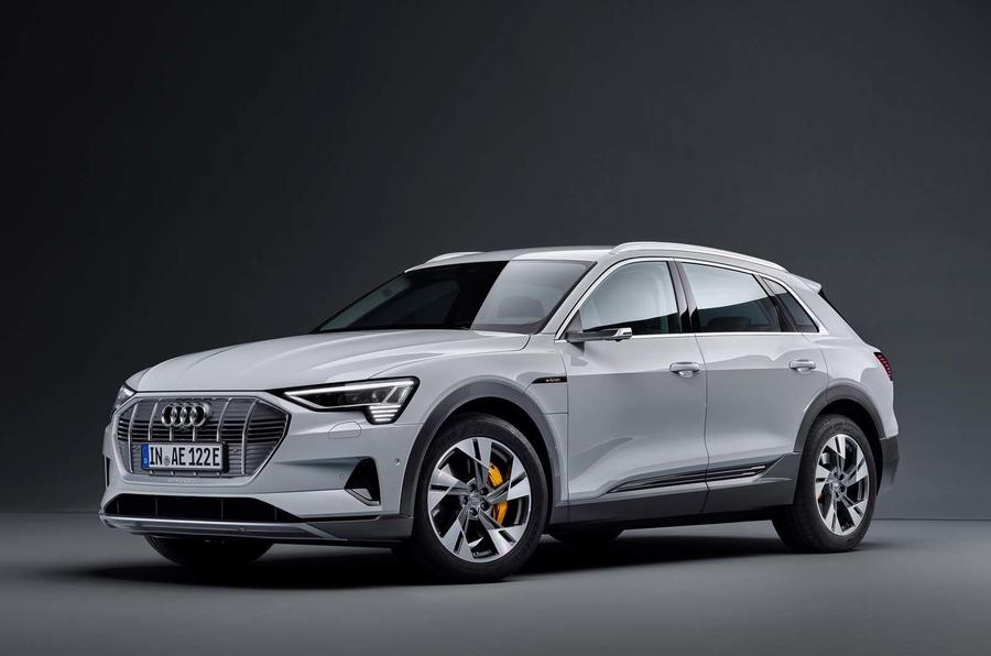 Audi, elektrikli E-tron SUV'un daha ucuz versiyonunu tanıttı