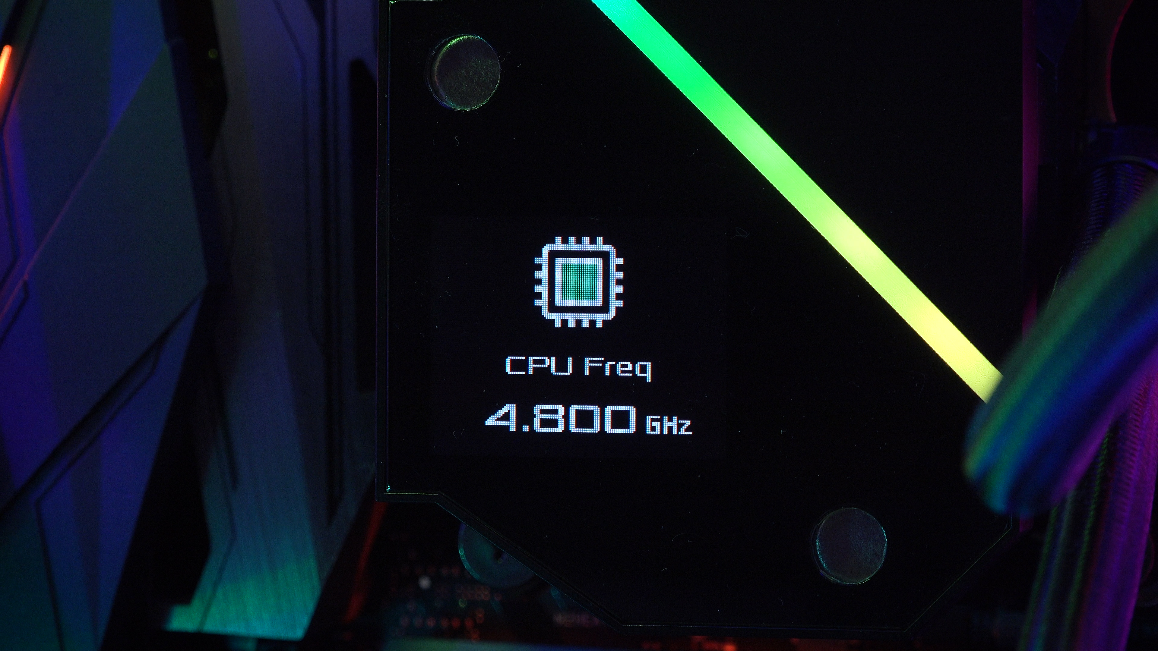 OLED ekranlı sıvı soğutucu?? 'Asus ROG Ryujin 240 incelemesi'