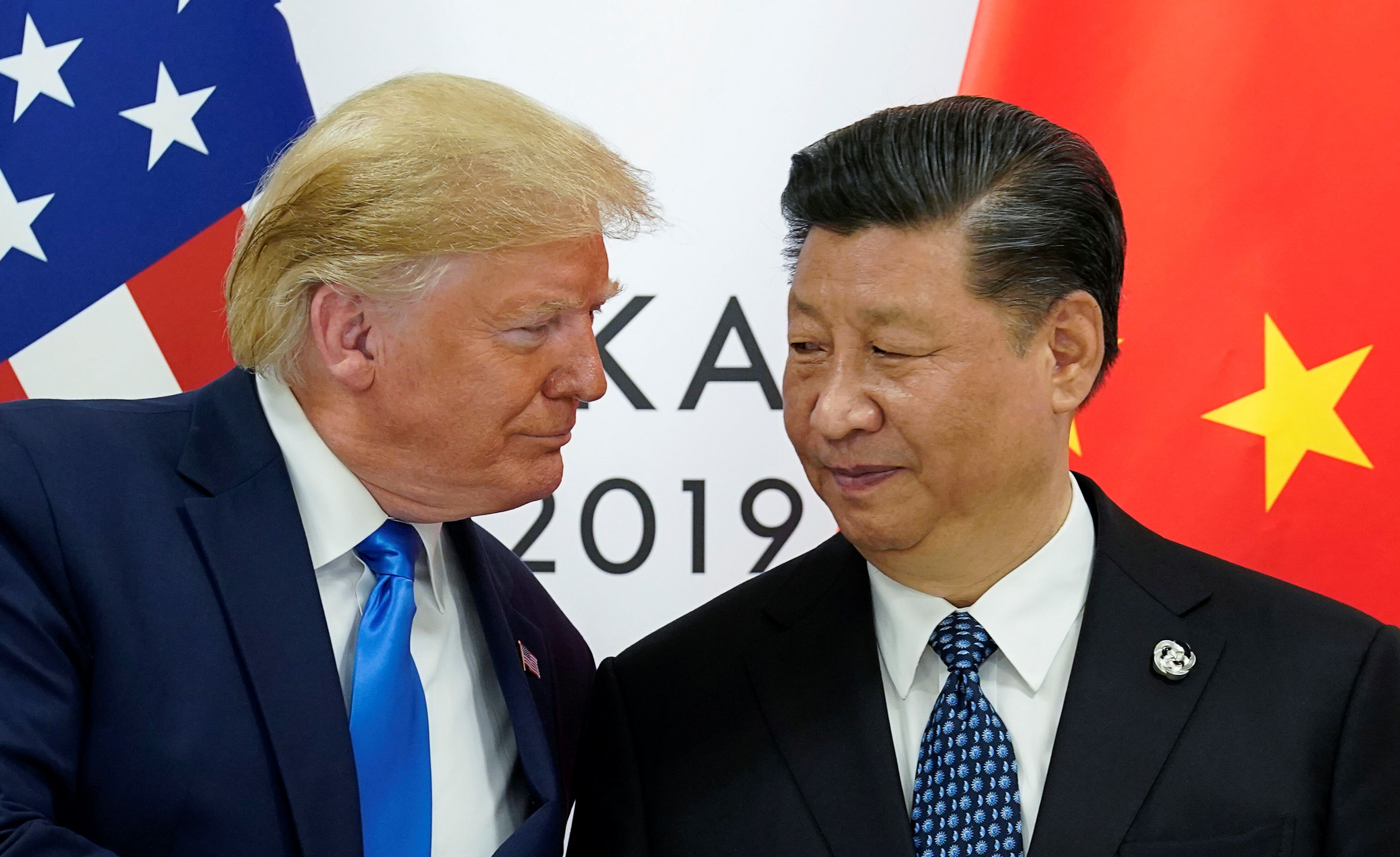 ABD başkanı Trump, Çin'e uygulanan vergi tariflerinin arttırıldığını açıkladı
