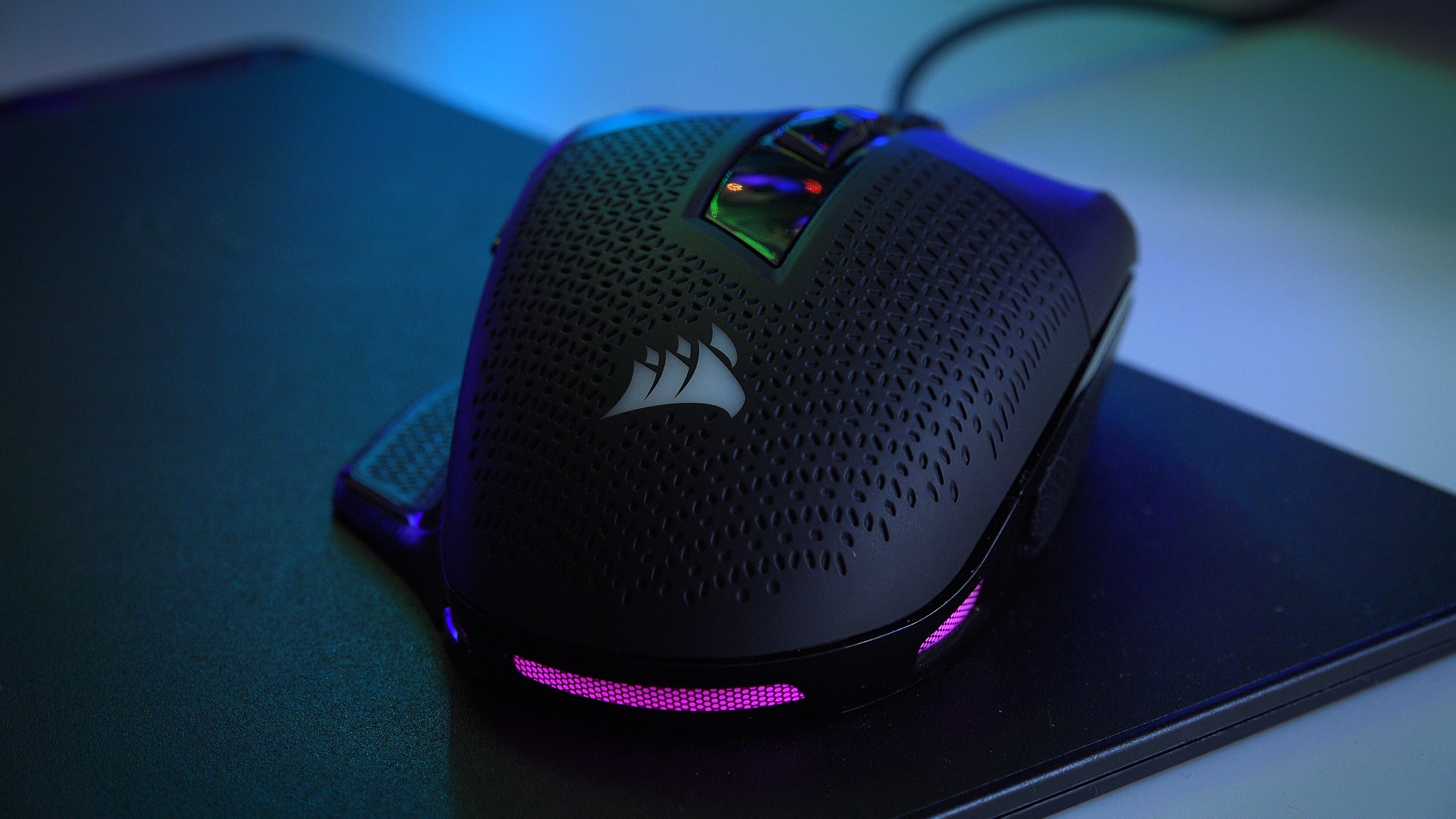 Headshot ister miyiz? 'Corsair Nightsword RGB incelemesi'