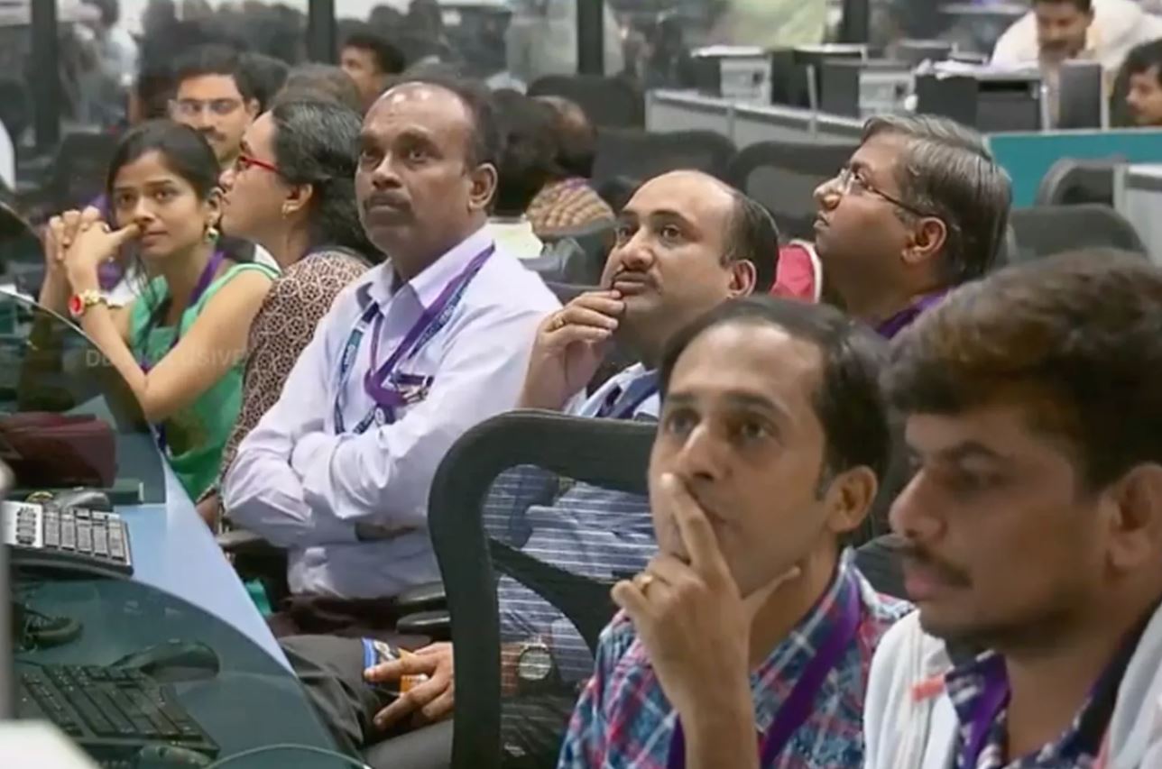 Hindistan'ın uzay aracı Ay'a inemedi: 'Vikram'dan kötü haber