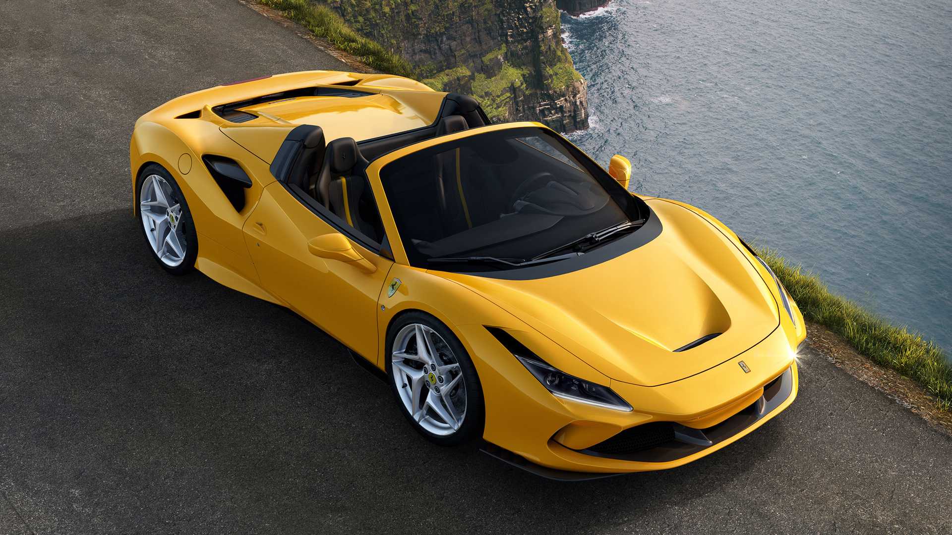 720 beygirlik Ferrari F8 Spider tanıtıldı