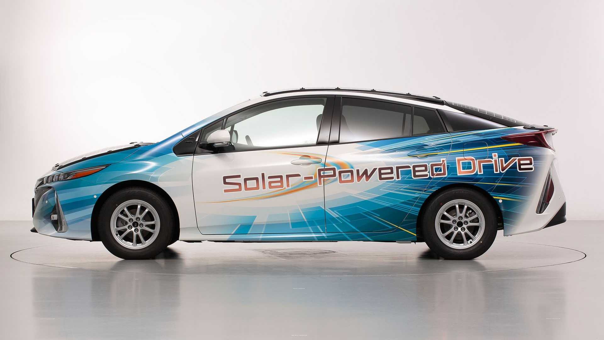 Toyota uzun menzil gidebilecek güneş enerjili arabalar üzerinde çalışıyor